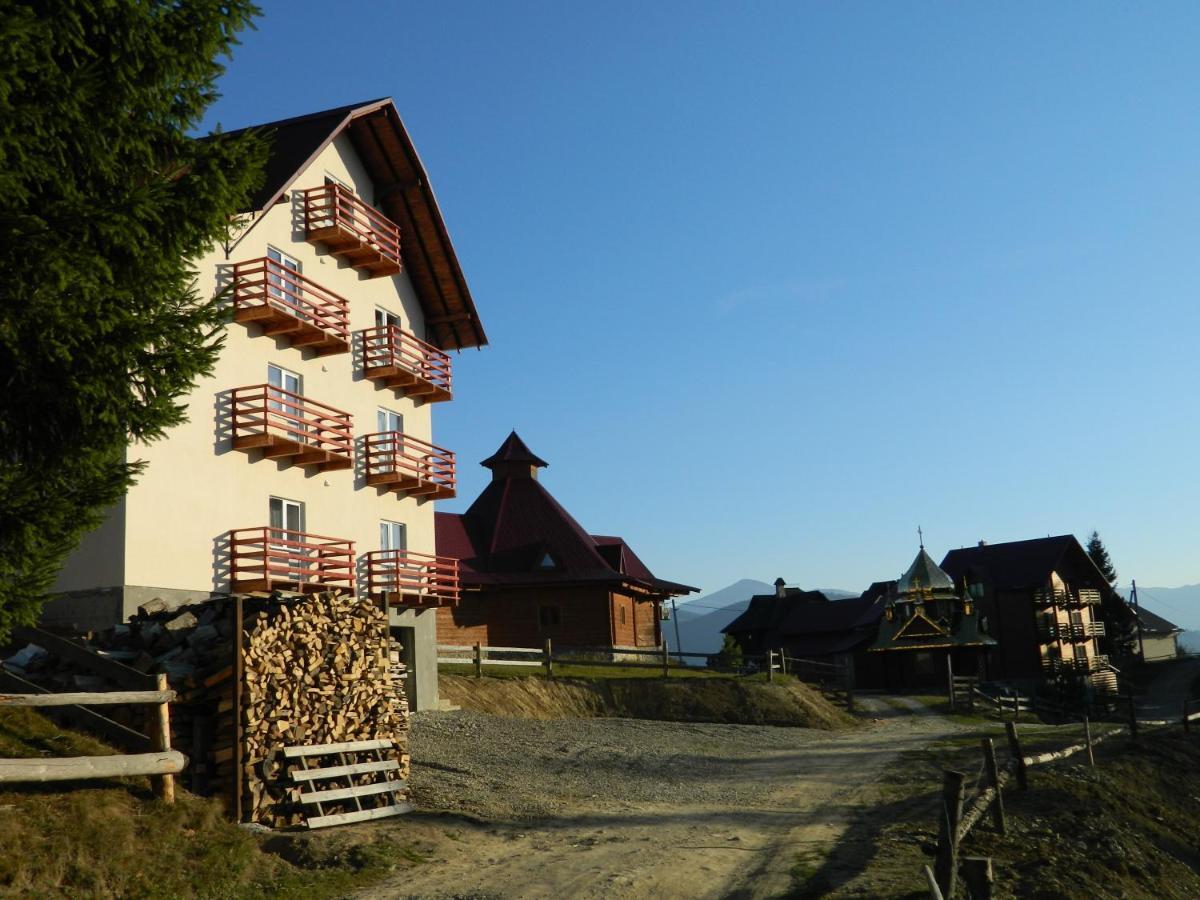 У Павла Hotel Yablunytsya Luaran gambar